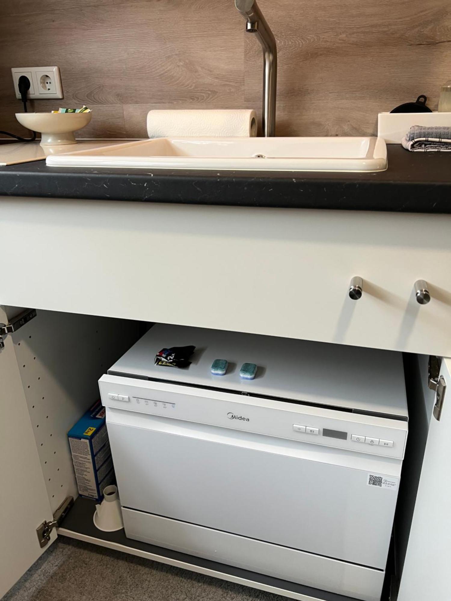Grosse Gemuetliche Ferienwohnung Mit Klimaanlage, Parkplatz Inklusive Top ! Furth Bagian luar foto